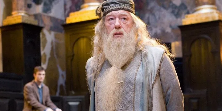 Dumbledore ligeramente preocupado